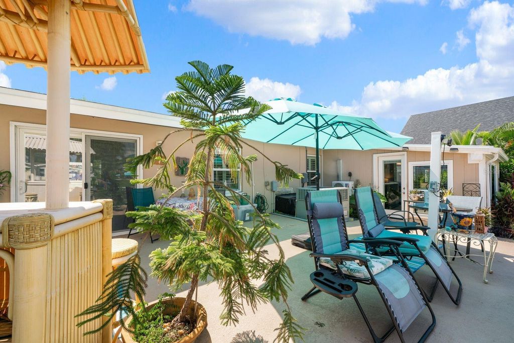 Image 36 of property listing at 10713 DALTON AVENUE, Tampa, FL 33615