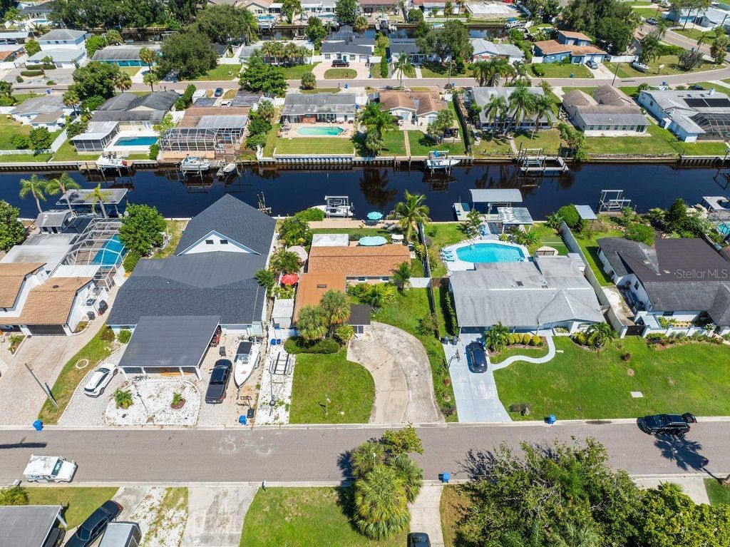 Image 44 of property listing at 10713 DALTON AVENUE, Tampa, FL 33615