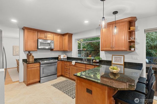 13924 126th Avenue NE, Kirkland, WA 98034