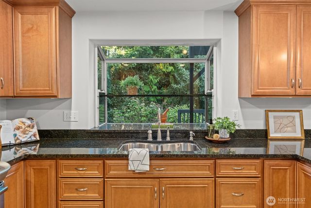 13924 126th Avenue NE, Kirkland, WA 98034