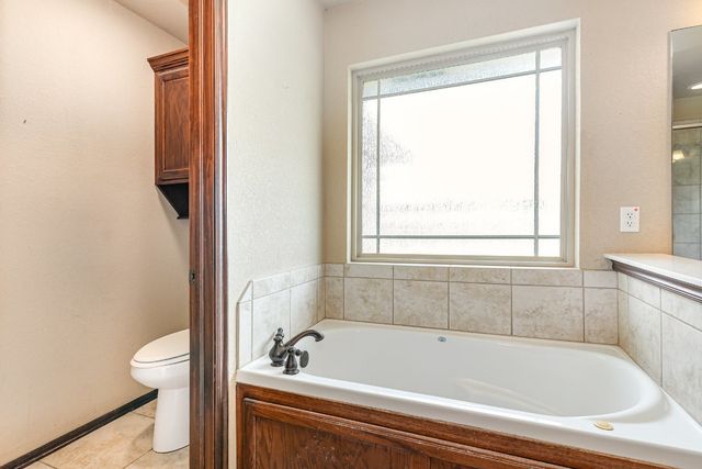 2524 Faint Ridge Way, Piedmont, OK 73078