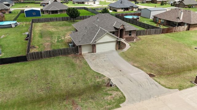 2524 Faint Ridge Way, Piedmont, OK 73078