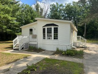 8570 S Bagnall Avenue, Pleasant Plains Twp, MI 49304