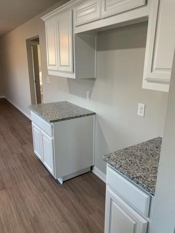 2820 W Washington Street, Denison, TX 75020