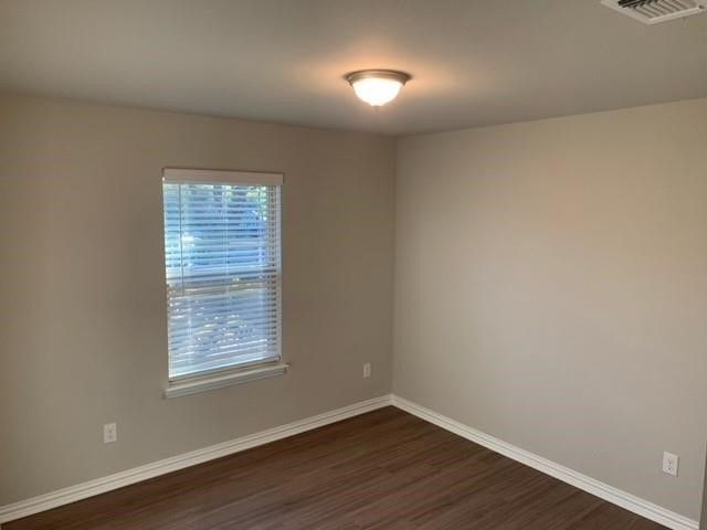 2820 W Washington Street, Denison, TX 75020