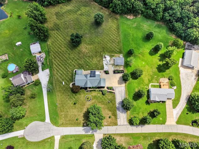 336 Weston Drive, Troy, MO 63379