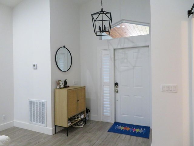 6070 Garrett Street, Jupiter, FL 33458