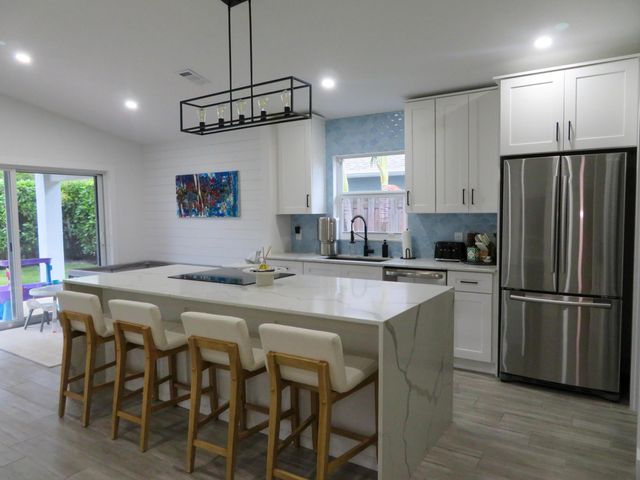6070 Garrett Street, Jupiter, FL 33458