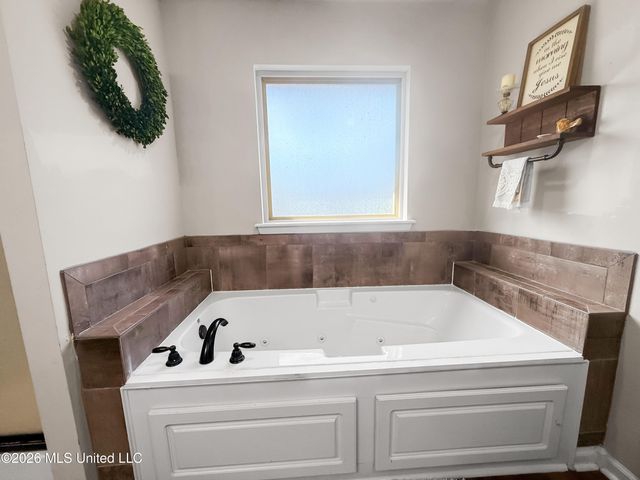 816 Ascham Court, Pearl, MS 39208