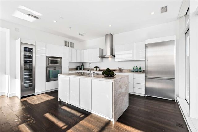 45 Ivan Allen Junior NW Boulevard 2705, Atlanta, GA 30308