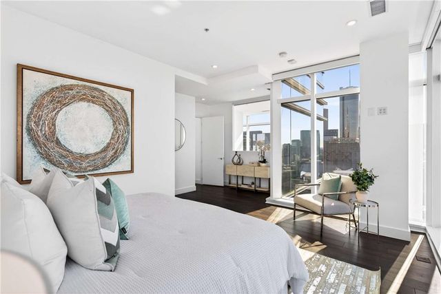 45 Ivan Allen Junior NW Boulevard 2705, Atlanta, GA 30308