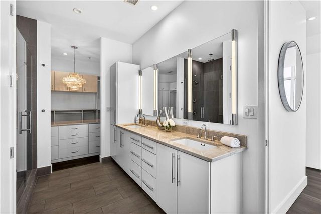 45 Ivan Allen Junior NW Boulevard 2705, Atlanta, GA 30308