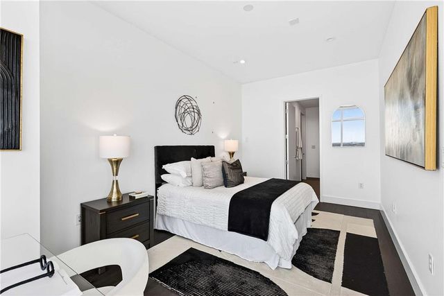 45 Ivan Allen Junior NW Boulevard 2705, Atlanta, GA 30308