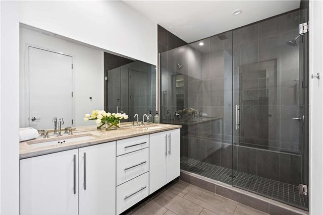 45 Ivan Allen Junior NW Boulevard 2705, Atlanta, GA 30308