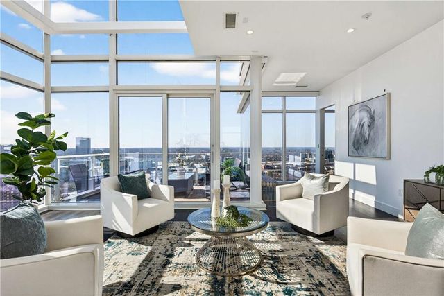 45 Ivan Allen Junior NW Boulevard 2705, Atlanta, GA 30308