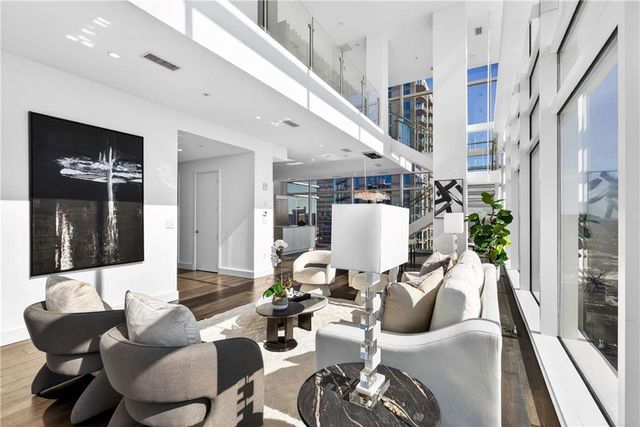 45 Ivan Allen Junior NW Boulevard 2705, Atlanta, GA 30308