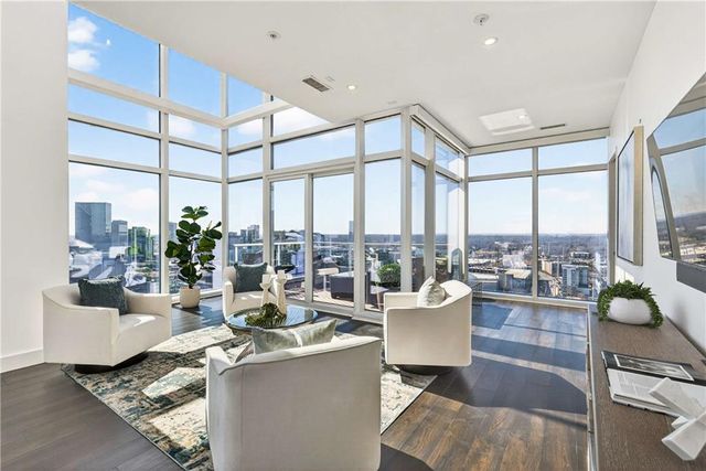 45 Ivan Allen Junior NW Boulevard 2705, Atlanta, GA 30308