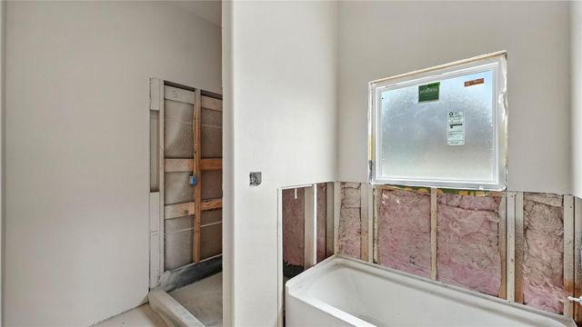 301 Live Oak ST, Gonzales, TX 78629