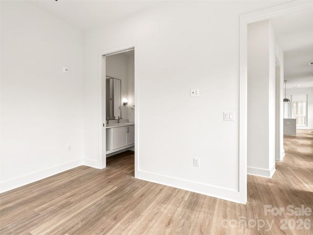 123 Haywood Street 202, Asheville, NC 28801