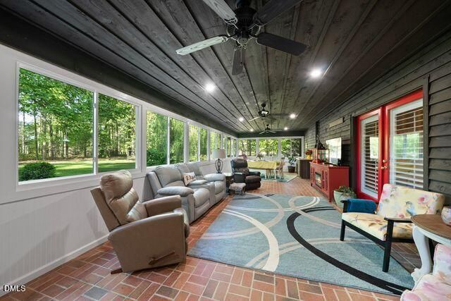 7875 Burnett Road, Dunn, NC 28334