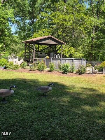 7875 Burnett Road, Dunn, NC 28334