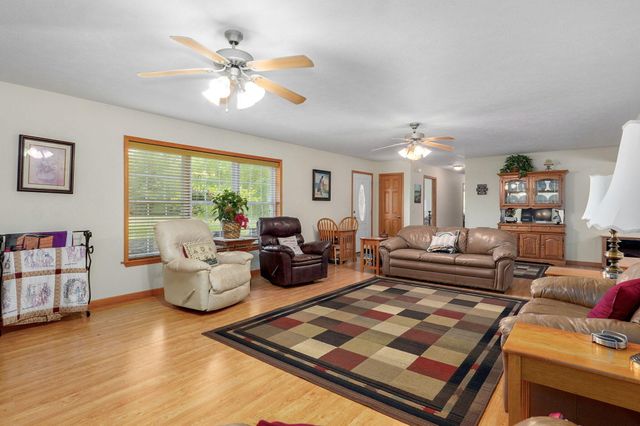 5473 North State Highway 125, Strafford, MO 65757