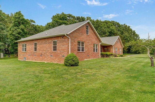 5473 North State Highway 125, Strafford, MO 65757