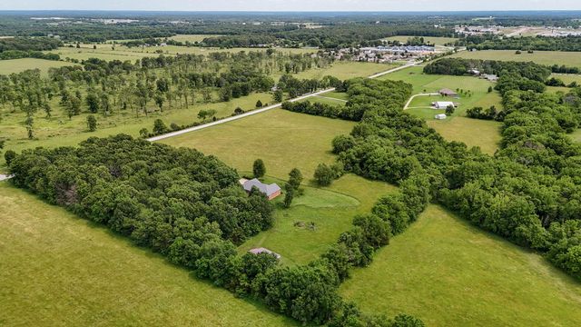 5473 North State Highway 125, Strafford, MO 65757
