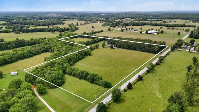 5473 North State Highway 125, Strafford, MO 65757