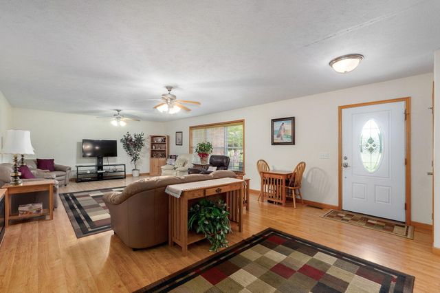 5473 North State Highway 125, Strafford, MO 65757