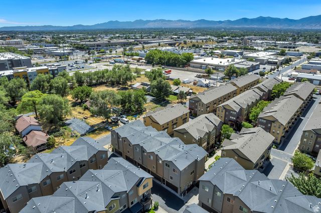 3750 S PRAIRIEWOOD DR, Salt Lake City, UT 84115