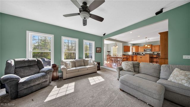 103 Walden Ridge Drive, Hinckley, OH 44233