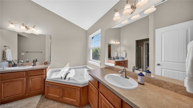 103 Walden Ridge Drive, Hinckley, OH 44233