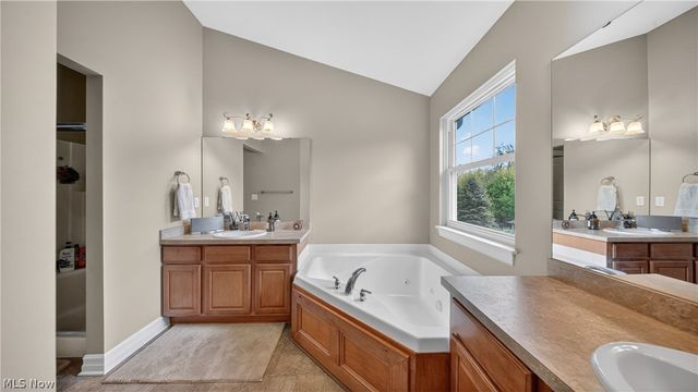 103 Walden Ridge Drive, Hinckley, OH 44233