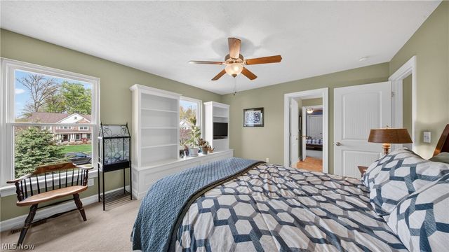 103 Walden Ridge Drive, Hinckley, OH 44233