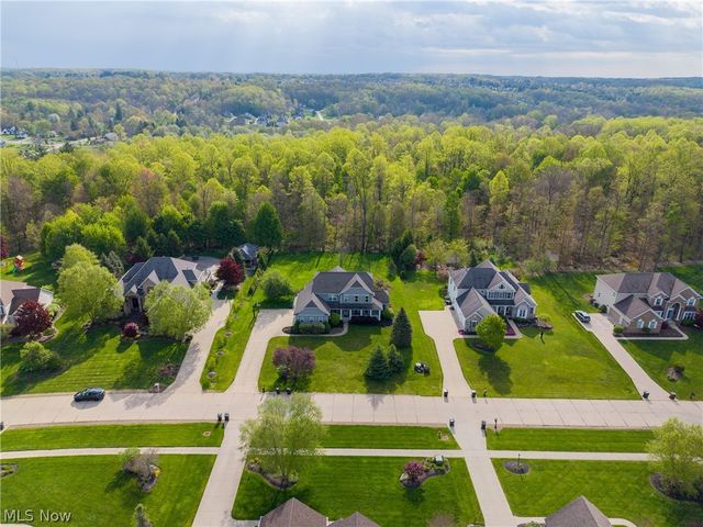 103 Walden Ridge Drive, Hinckley, OH 44233