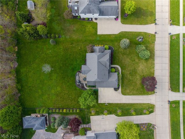 103 Walden Ridge Drive, Hinckley, OH 44233