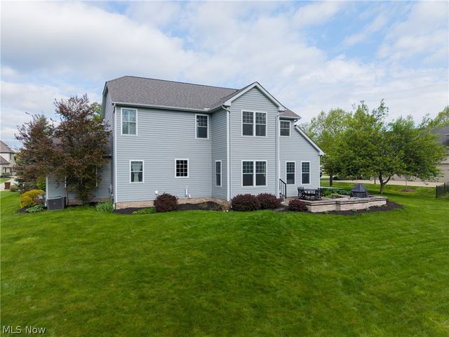 103 Walden Ridge Drive, Hinckley, OH 44233