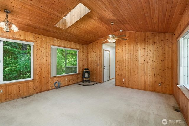 9420 49th Avenue Ct, Gig Harbor, WA 98332