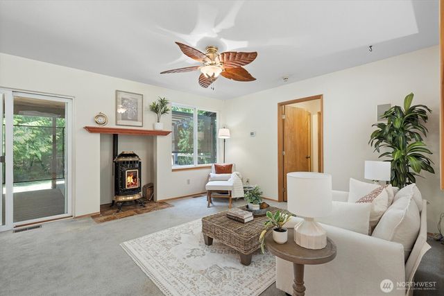 9420 49th Avenue Ct, Gig Harbor, WA 98332