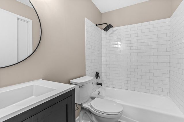 17468 Rustic Hills Drive, Eden Prairie, MN 55346