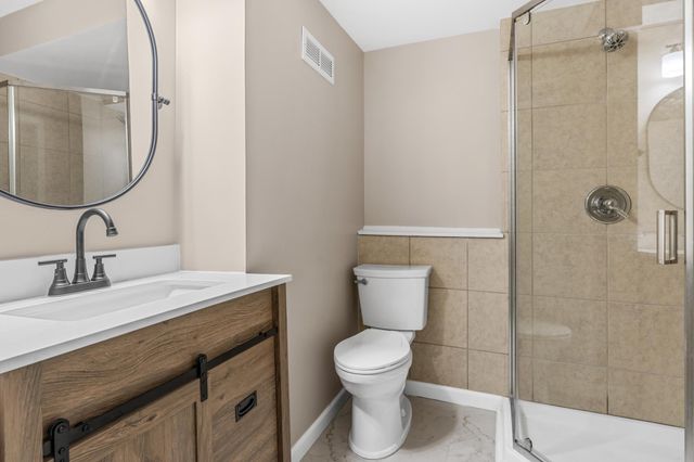 17468 Rustic Hills Drive, Eden Prairie, MN 55346