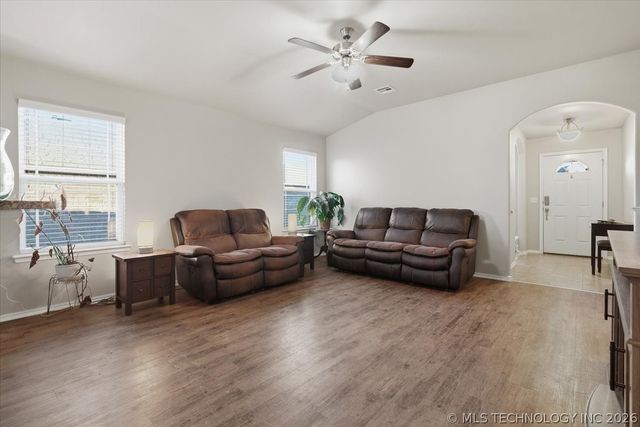 10452 S Kennedy Street, Jenks, OK 74037