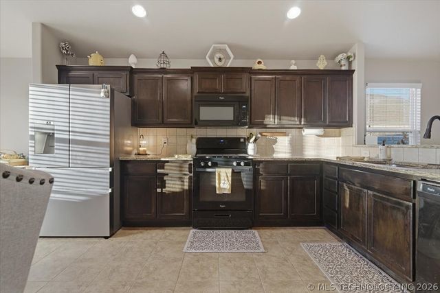 10452 S Kennedy Street, Jenks, OK 74037