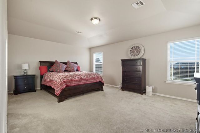 10452 S Kennedy Street, Jenks, OK 74037