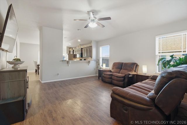 10452 S Kennedy Street, Jenks, OK 74037