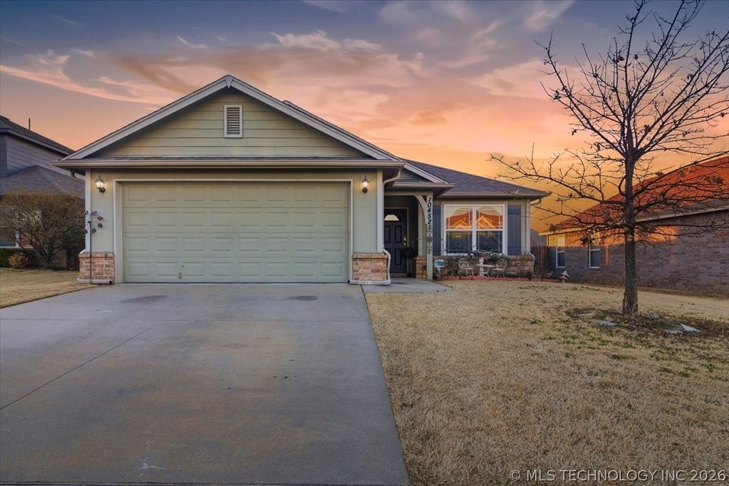 10452 S Kennedy Street, Jenks, OK 74037