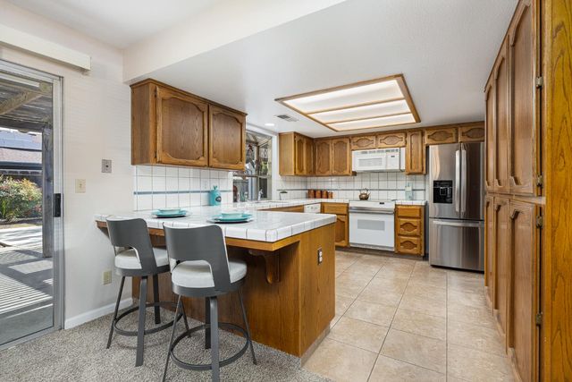 3728 W Palo Alto Avenue, Fresno, CA 93711