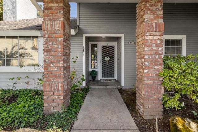 3728 W Palo Alto Avenue, Fresno, CA 93711