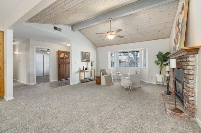 3728 W Palo Alto Avenue, Fresno, CA 93711